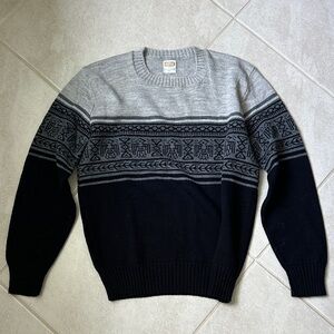 Men’s vintage sweater